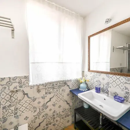 Agrodolce Bed & Breakfast 4*